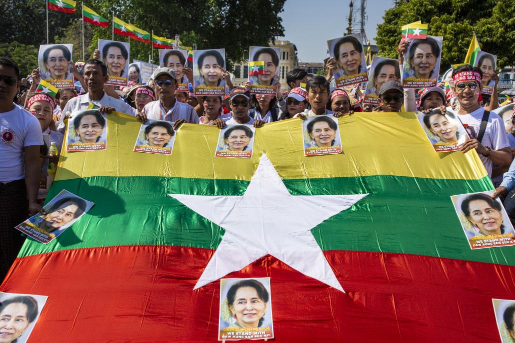 ဓာတ်ပုံ-ခွန်လတ်
