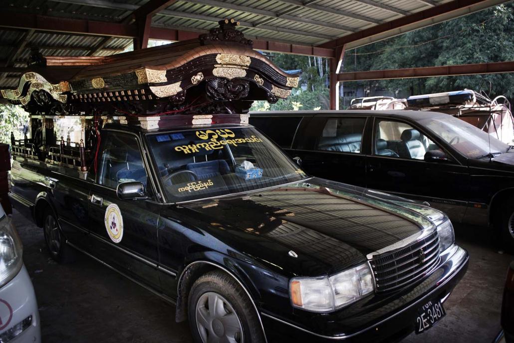 Funerals are also a service provided by volunteers. (Eva Hirschi | Frontier)