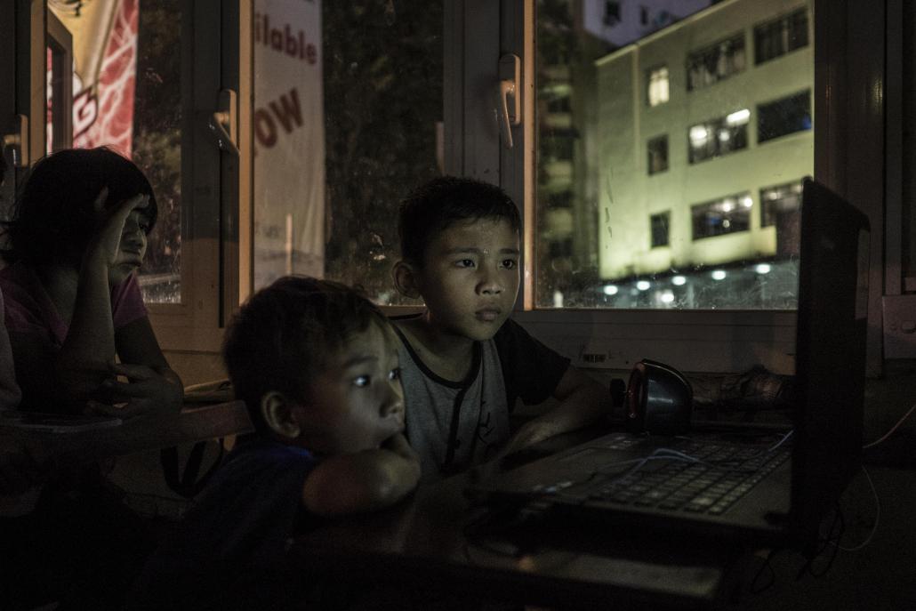 Students of the Myanmar Mobile Education project. (Andre Malerba / Frontier)