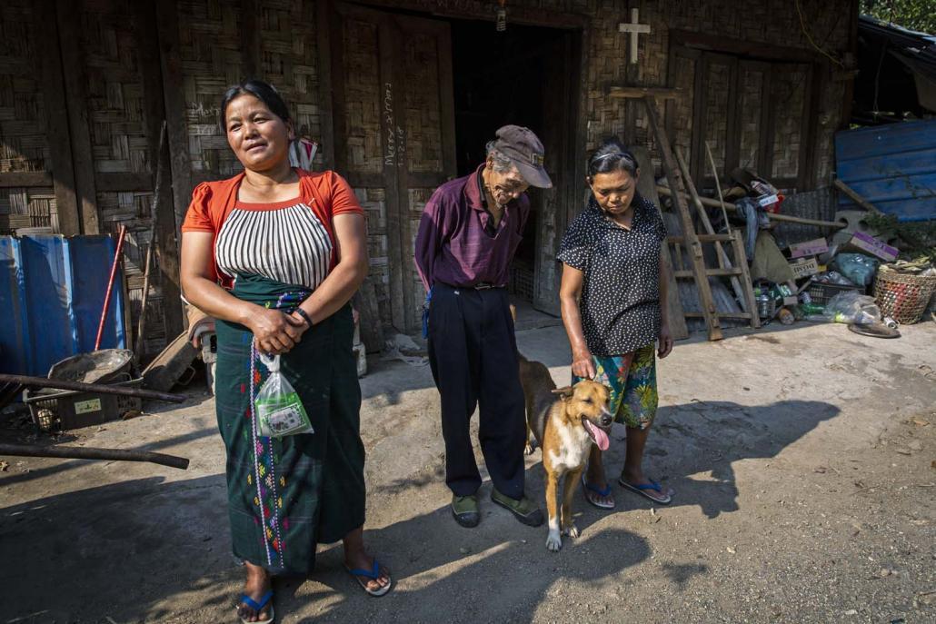 ၂၀၁၁ တိုက်ပွဲကာလက ကျေးရွာသား ၁၀၀ ခန့်မှာ ဗန်းမော်နှင့် မိုးမောက်မြို့များသို့ စစ်ရှောင်ပြေးခိုခဲ့ကြောင်း ဒေသခံတို့ကပြောပြသည်။ ဓာတ်ပုံ - ခွန်လတ်