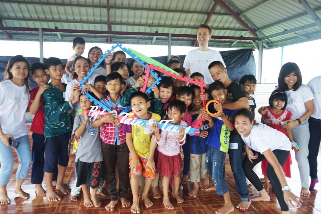 Members and beneficiaries of the Play for Life Foundation. (Supplied)