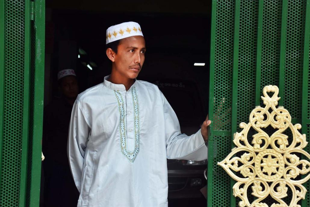 A Tablighi man at the Sunni Jamaat Mosque in Thingangyun Township. (Steve Tickner | Frontier)