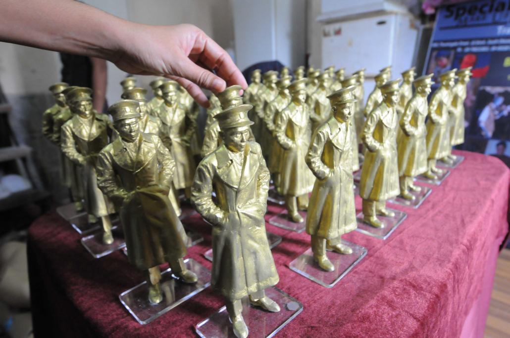 There has been an increase in the number of Bogyoke Aung San statues being unveiled since the NLD, which is led by his daughter Daw Aung San Suu Kyi, came to power. (Steve Tickner | Frontier)