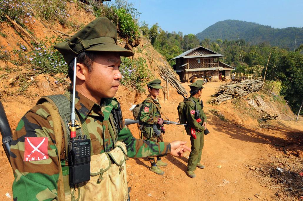 တအာင်းအမျိုးသား လွတ်မြောက်ရေး တပ် (TNLA) နဲ့ ဆက်နွယ်မှုရှိတယ်ဆိုတဲ့ စွပ်စွဲချက်နဲ့ အိုက်ယန်ကို တပ်မတော်က တရားစွဲဆိုခဲ့ပါတယ်။ ဓာတ်ပုံ-စတိဗ် တစ်ခ်နာ