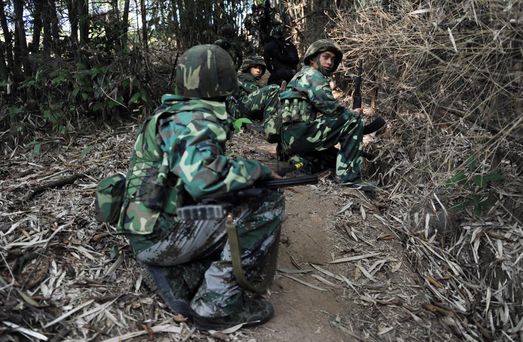 Soldiers of the Kachin Independence Army close to the front line outside Laiza, the KIA headquarters. (Steve Tickner | Frontier)