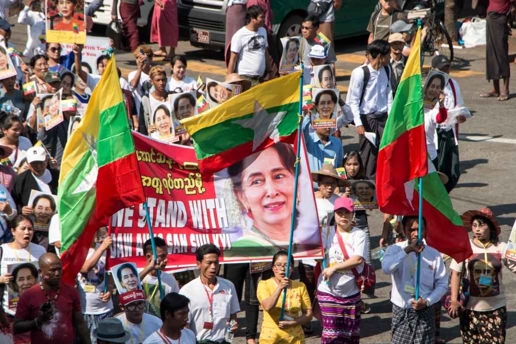 ဓာတ်ပုံ-သူရဇော်