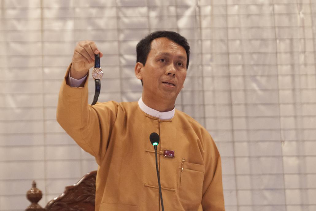 Yangon Chief Minister U Phyo Min Thein speaks at Wednesday's press conference. (Theint Mon Soe — J / Frontier)