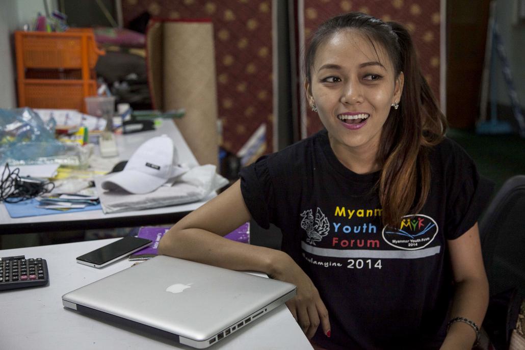 A volunteer at the Myanmar Youth Forum. (Theint Mon Soe / Frontier)