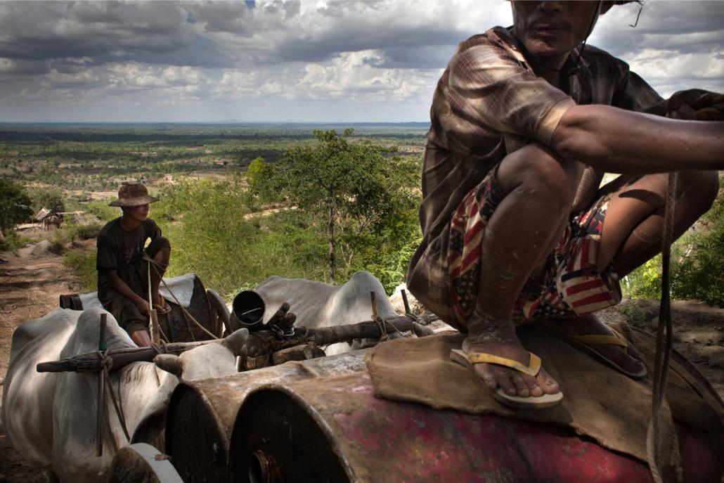 The oil fields of Yenangyuang, Myanmar. (Jeroen de Bakker / Frontier)