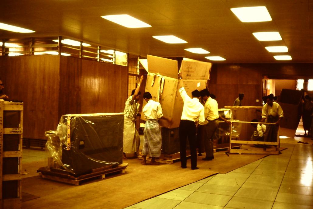 The ICL 1902S is unloaded at the UCC in December 1972. (Supplied)