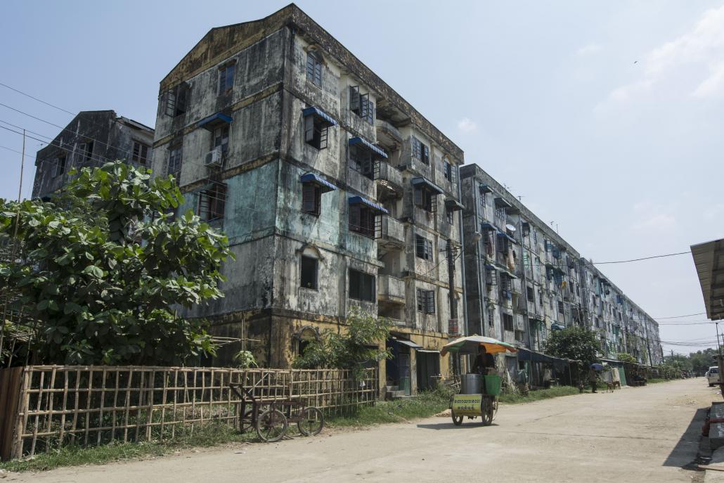 Migrants moving to Yangon in search of work are struggling to find affordable housing in the country’s commercial capital. (Teza Hlaing / Frontier)