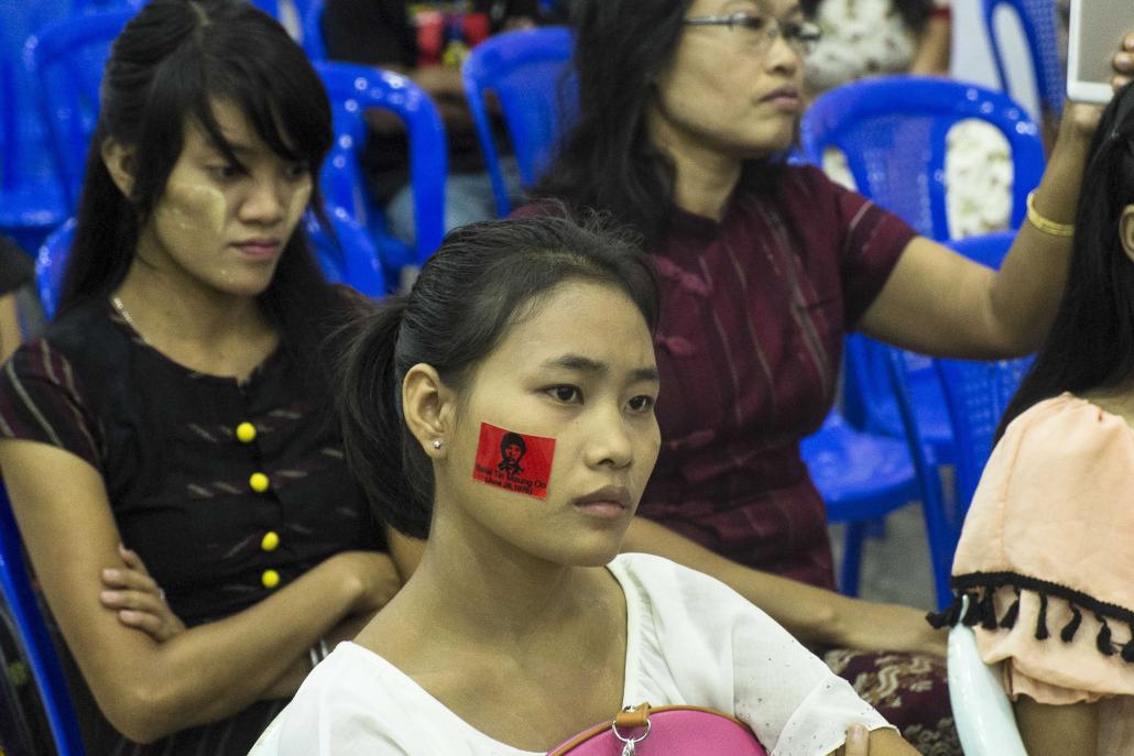 An audience member at the ceremony to mark the 41st anniversary of Salai Tin Maung Oo's execution. (Teza Hlaing | Frontier)