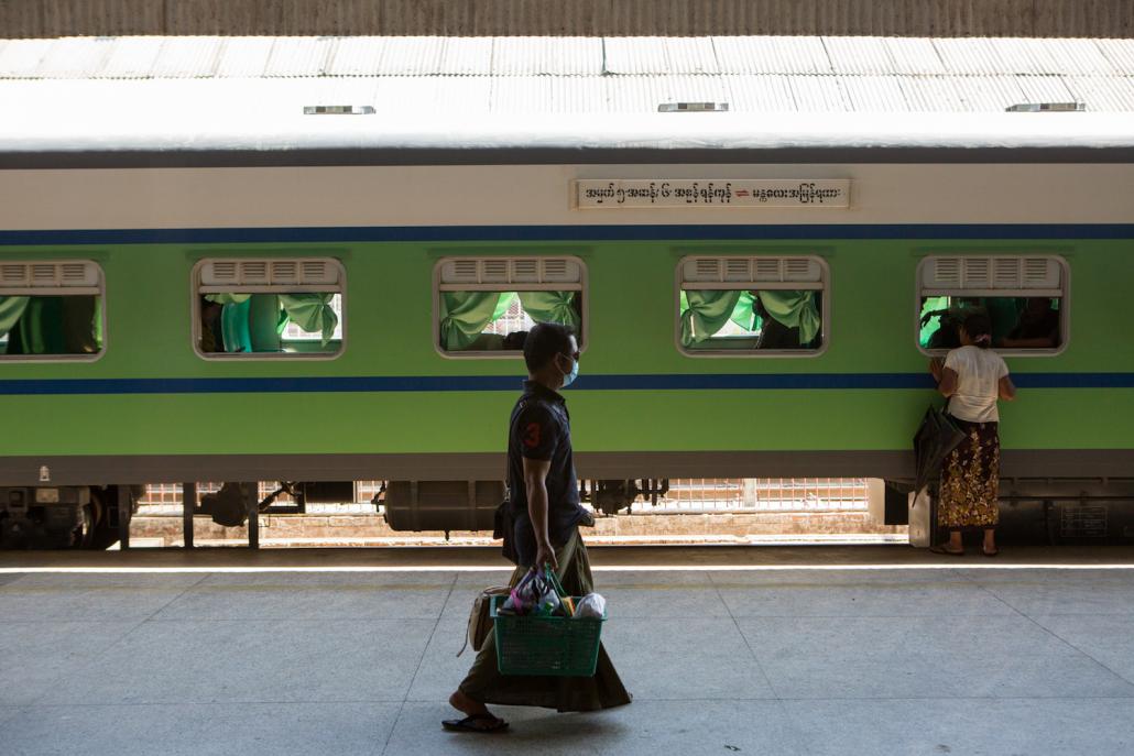 Train services will operate as normal from Yangon in the lead up to Thingyan but officials say ticket sales have been well down on previous years. (Thuya Zaw | Frontier)