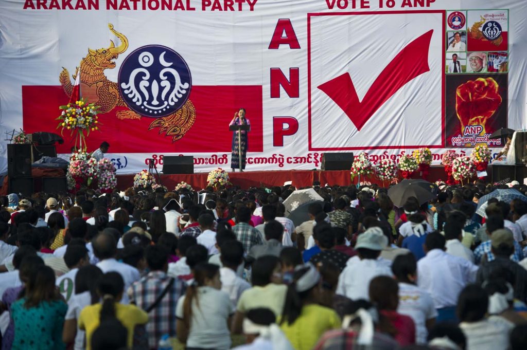 An Arakan National Party election rally in Yangon draws Rakhine residents of the commercial capital on October 25, 2015. (AFP)