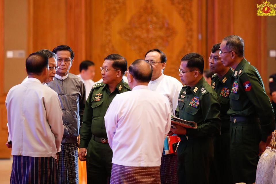 အပြည်ပြည်ဆိုင်ရာ တရားရုံးတွင် တရားစွဲဆိုထားမှုကို ပြန်လည်တုံ့ပြန်ရန်စီစဉ်ဆောင်ရွက်မှုကို ရှင်းလင်းတင်ပြသည့် အစည်းအဝေး(ဓာတ်ပုံ-နိုင်ငံတော်အတိုင်ပင်ခံရုံး)