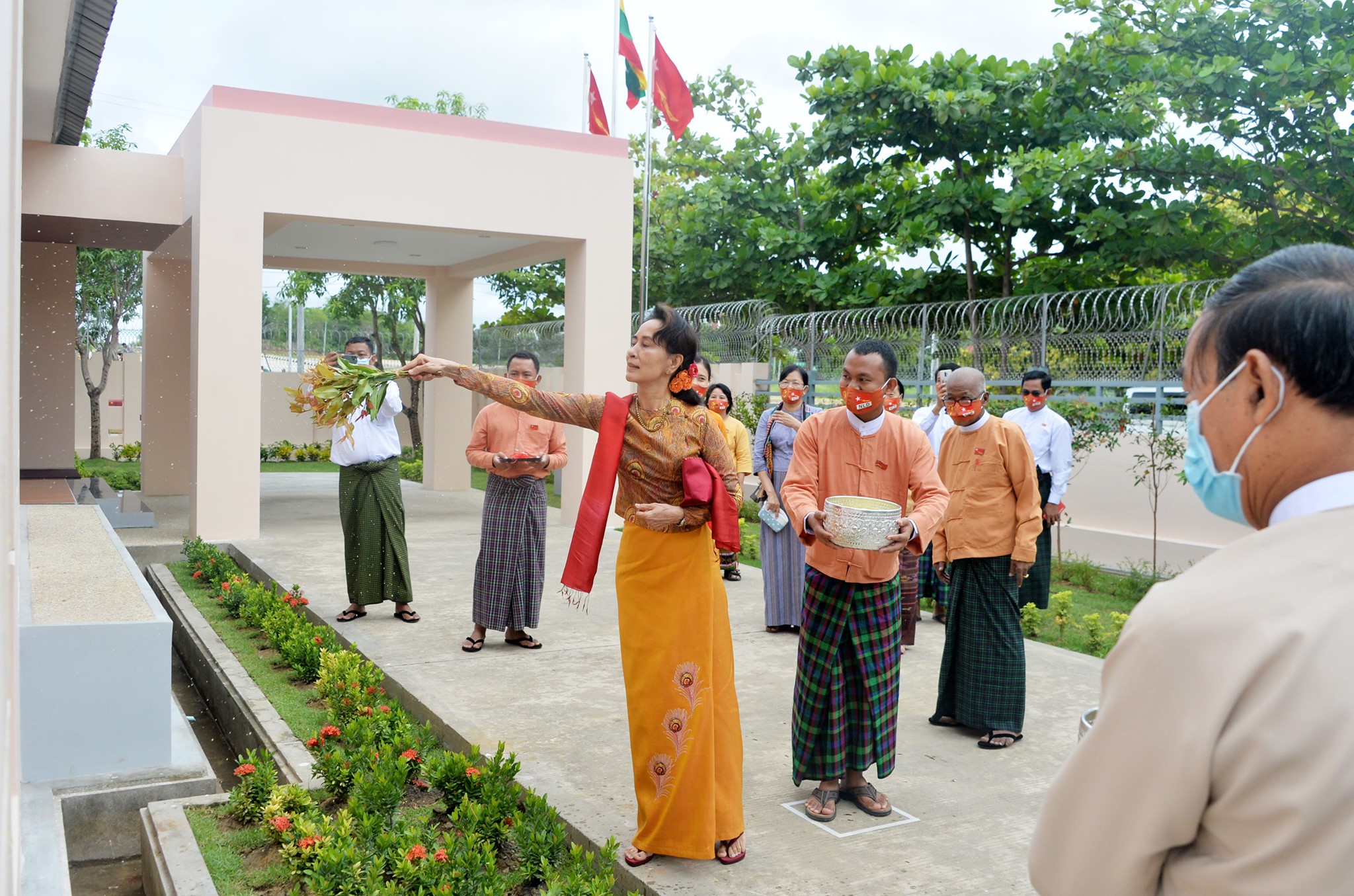 Daw Aung San Suu Kyi opens the National League for Democracy office in Nay Pyi Taw's Ottarathiri Township on July 5. (Supplied | NLD Facebook)