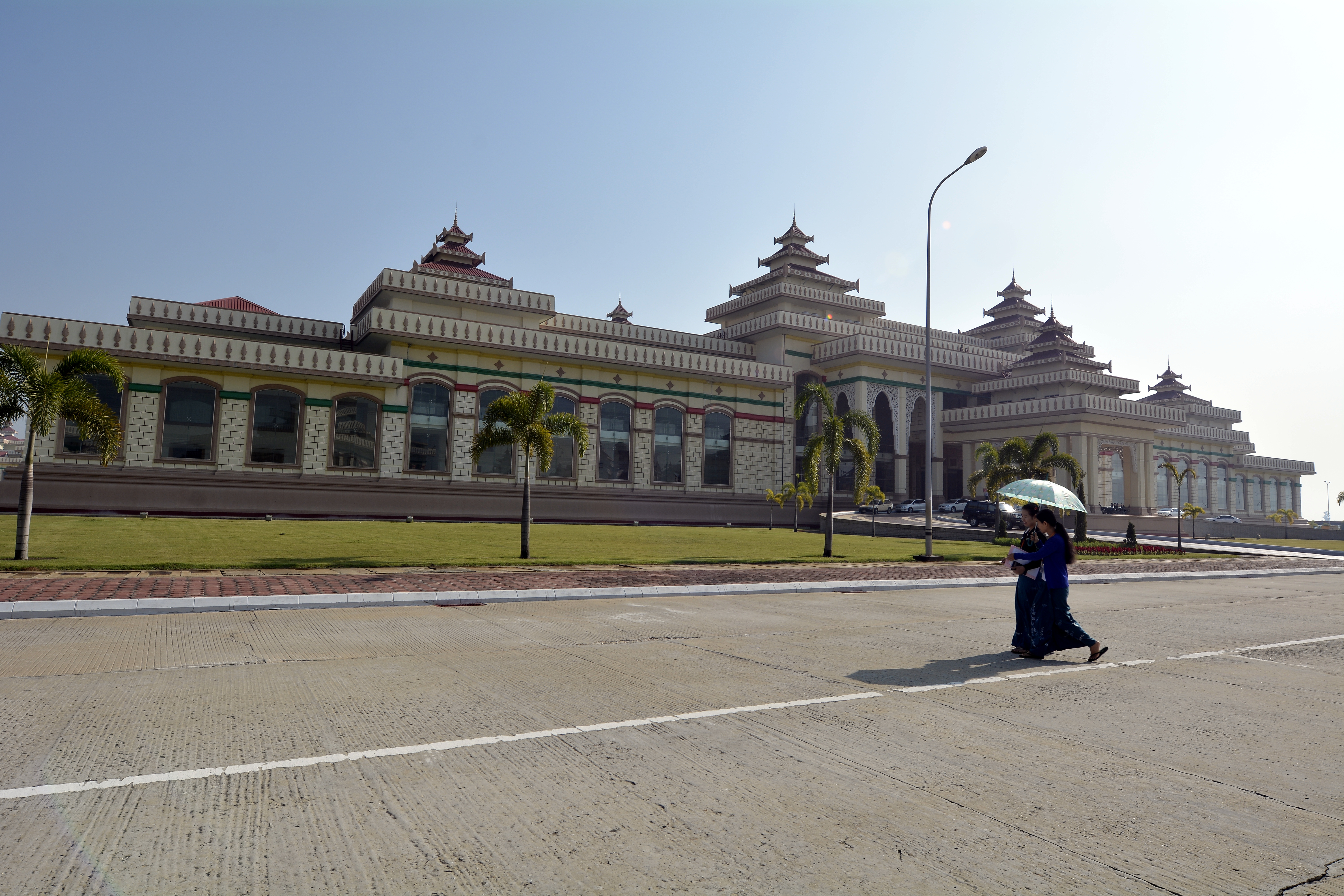 နေပြည်တော်ရှိ လွှတ်တော်အဆောက်အဦး။ ဓာတ်ပုံ- တေဇလှိုင်