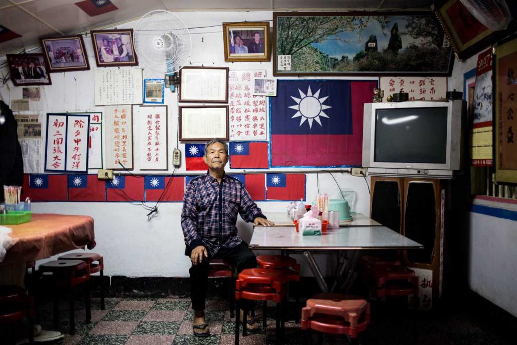 Chang Lao Wang's father was a member of the Chinese nationalist Kuomintang and he followed him into Shan State in 1949.
