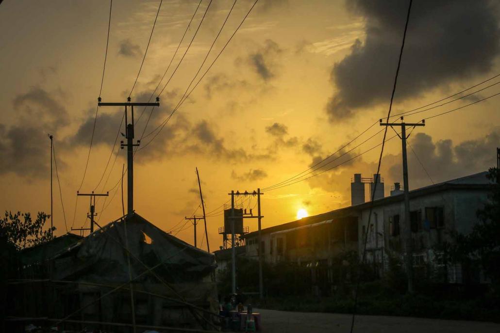 Sunset in South Dagon. (Nyein Su Wai Kyaw Soe / Frontier)