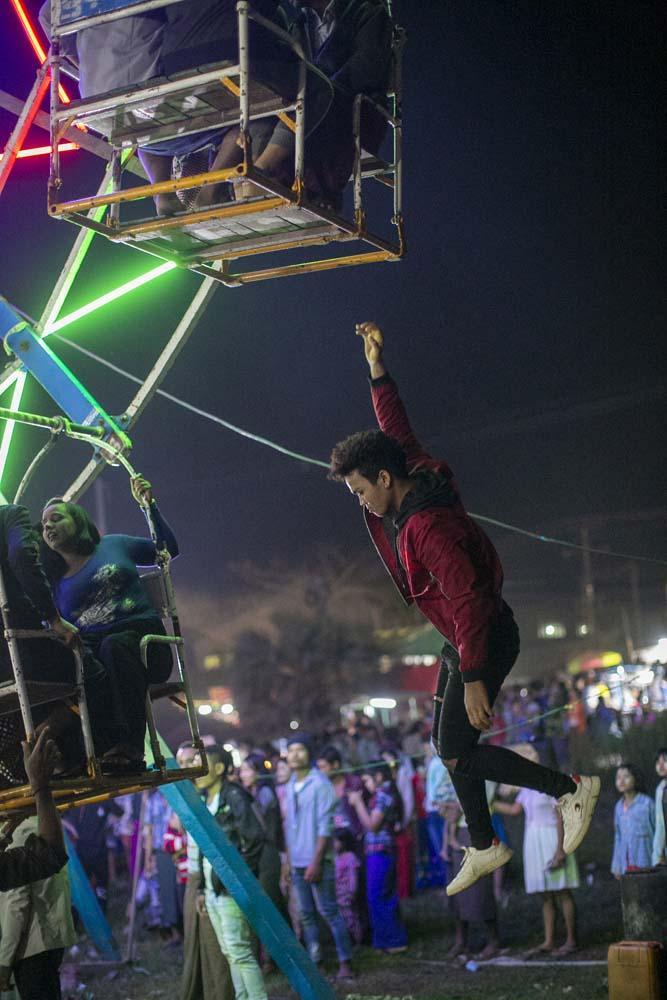 ဓာတ်ပုံ - အိုင်ဗင်အိုဂျီဗီ