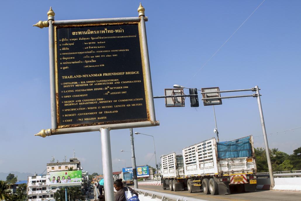 Although the No 1 Thai-Myanmar Friendship Bridge is closed, a second bridge that opened in October 2019 remains open to formal trade. (Thomas Kean | Frontier)