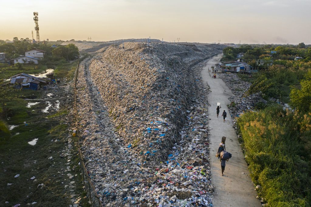 The Dawei Chaung dump in Yangon's North Dagon Township is seen on December 15, 2020. (Hkun Lat | Frontier)