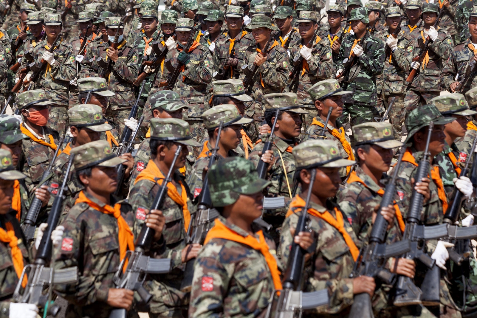 Restoration Council of Shan State soldiers rehearse for a parade in the group’s headquarters of Loi Tai Leng, in southern Shan State, on February 4, 2015. (AFP)