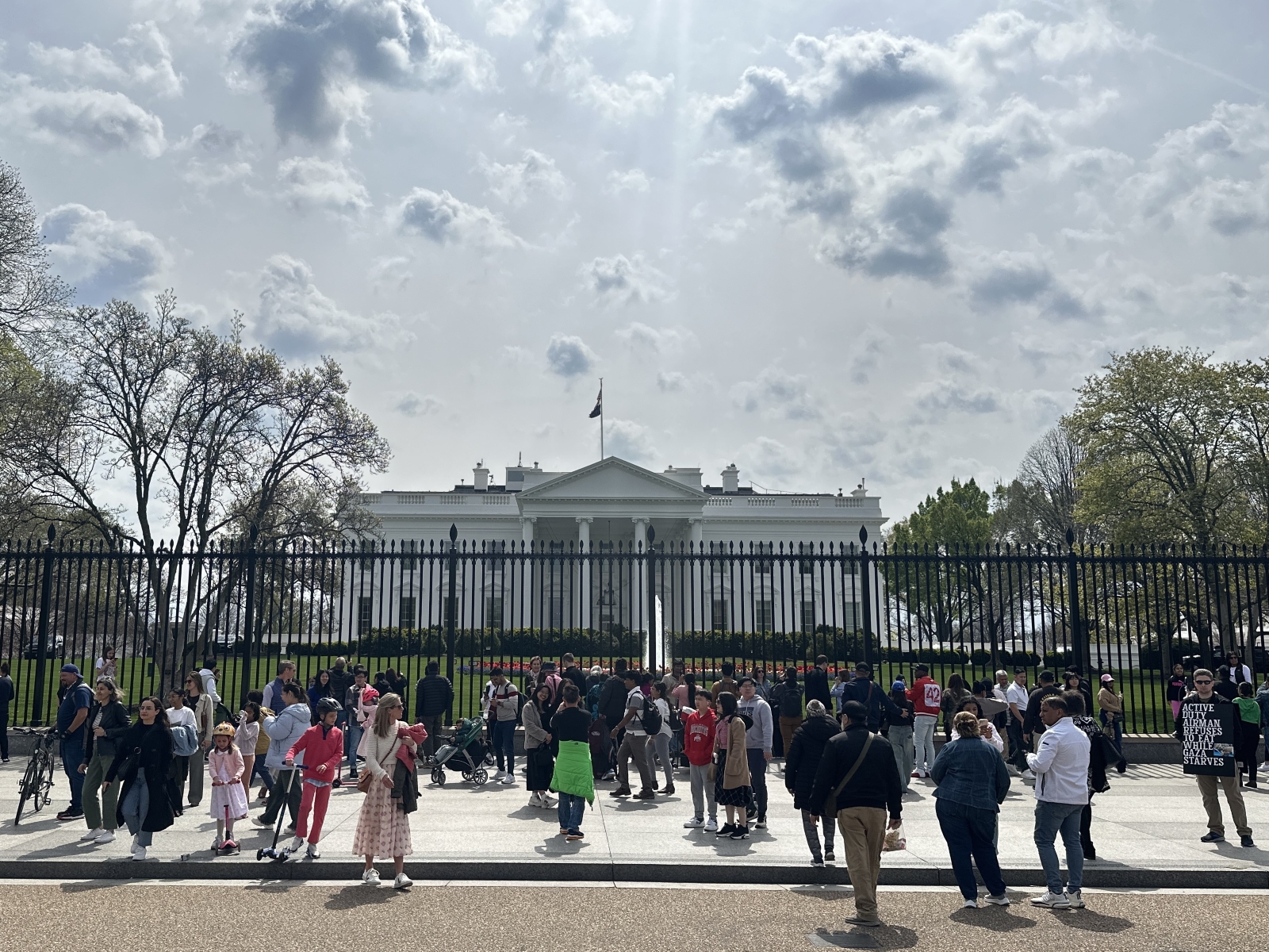 The White House in Washington, DC on March 31. (Hein Thar | Frontier)