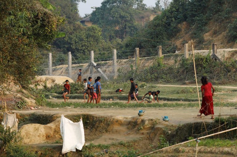 2018-01-12t135648z_215886061_rc1b9e648130_rtrmadp_3_myanmar-rohingya-bangladesh.jpg