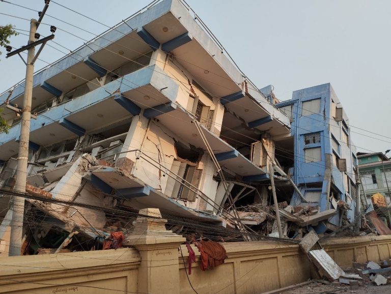 Collapsed building at Ma Soe Yein Monastery in Mandalay’s Maha Aung Myay Township on March 31. (Frontier)