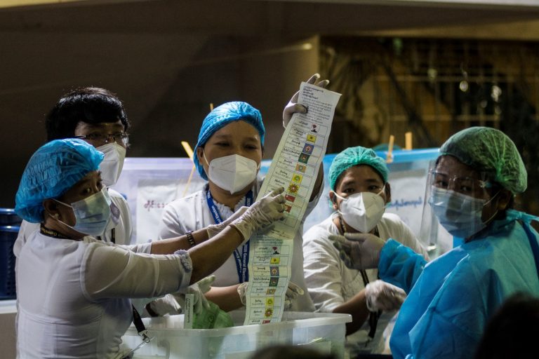 Vote counting gets underway at a polling station in Mandalay after voting closed on November 8. (Teza Hlaing | Frontier)