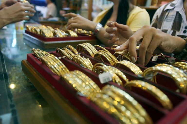 a-murky-start-for-gold-and-jewellery-import-export-centre-1582173523