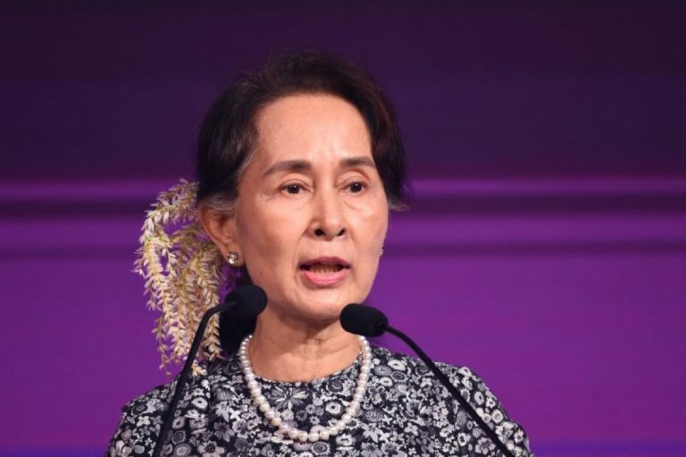 aung-san-suu-kyi-beckons-investors-to-myanmar-despite-troubles-1582173499