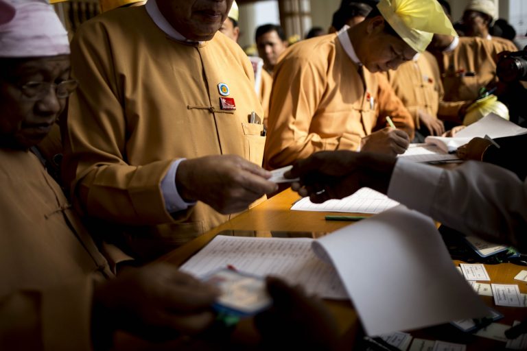 NLD lawmakers arrive for a session of the Pyidaungsu Hluttaw on February 8, 2016. (Ann Wang | Frontier)