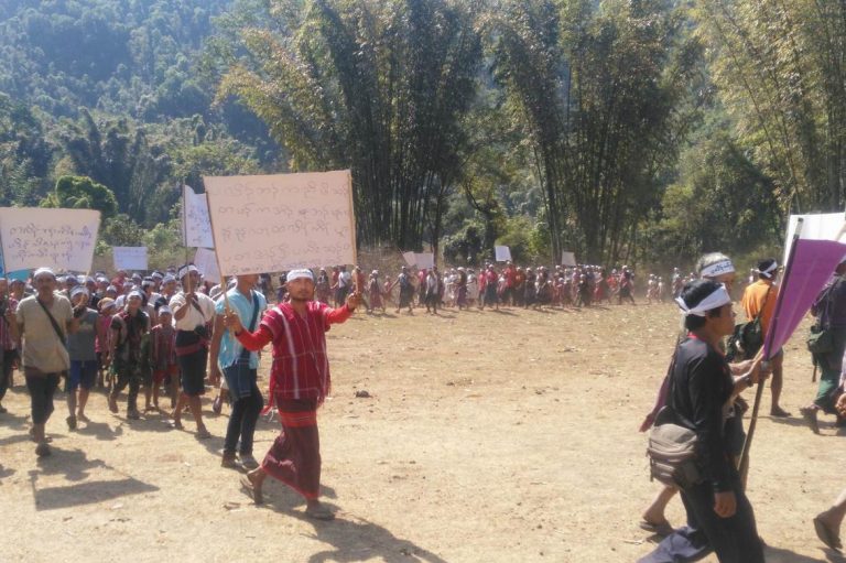 displaced-villagers-protest-as-army-troops-linger-in-hpapun-1582210259