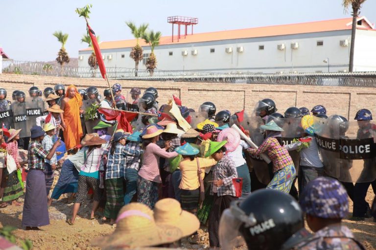 fresh-protests-over-chinese-backed-letpadaung-mine-1582226427