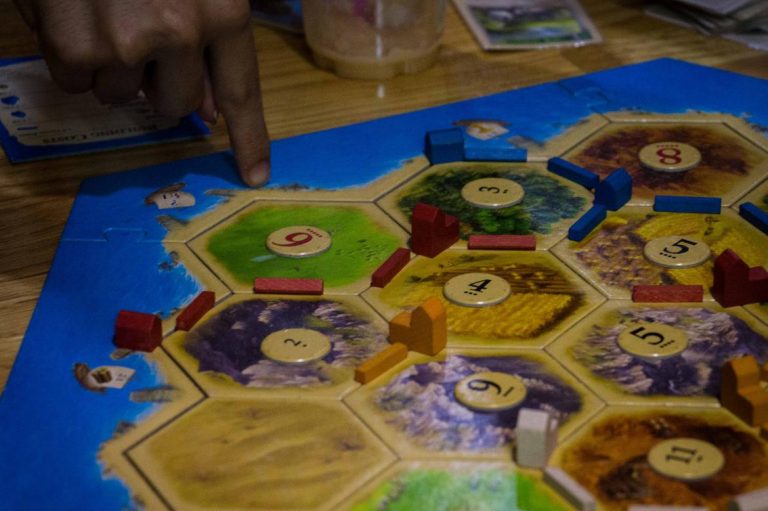 global-board-game-boom-comes-to-yangon-1582236057