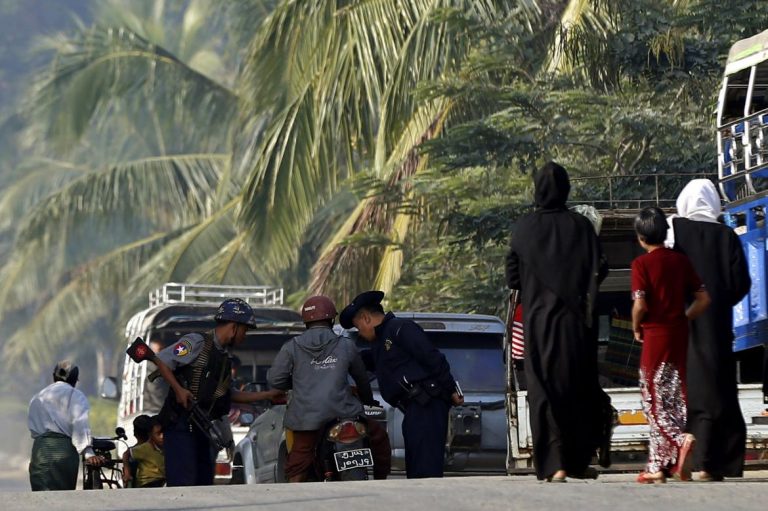 hundreds-of-rohingya-return-from-bangladesh-to-gather-relatives-1582219902