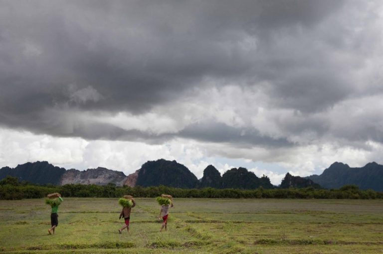 kayin-residents-struggle-against-cement-plant-expansion-1582117875