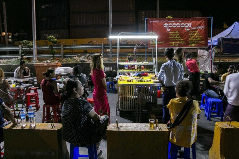 more-hardship-at-yangons-struggling-night-market-1582186354