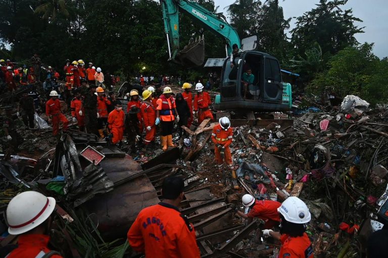 myanmar-landslide-kills-41-many-more-feared-missing-1582200126
