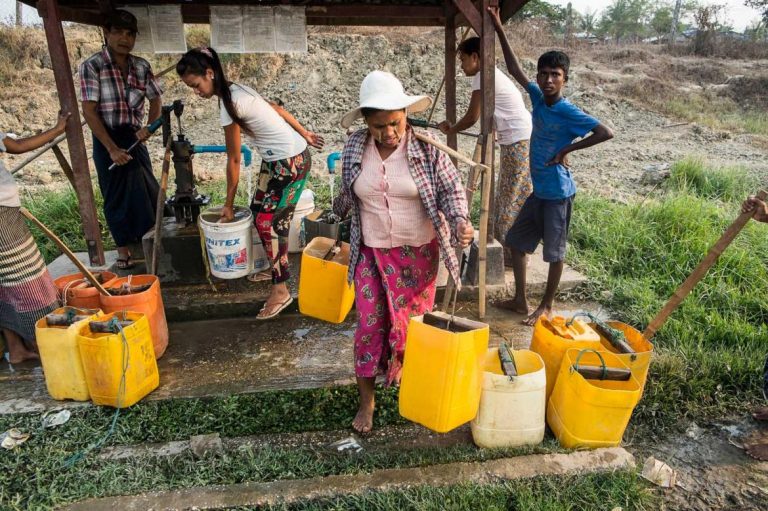 running-dry-in-yangon-as-hot-season-rages-1582186956