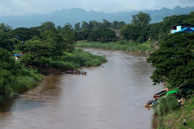 thailand-myanmar-launch-joint-border-patrols-on-moei-river-1582211471