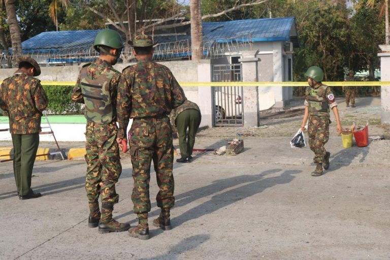 three-bombs-hit-sittwe-injuring-police-officer-1582210831