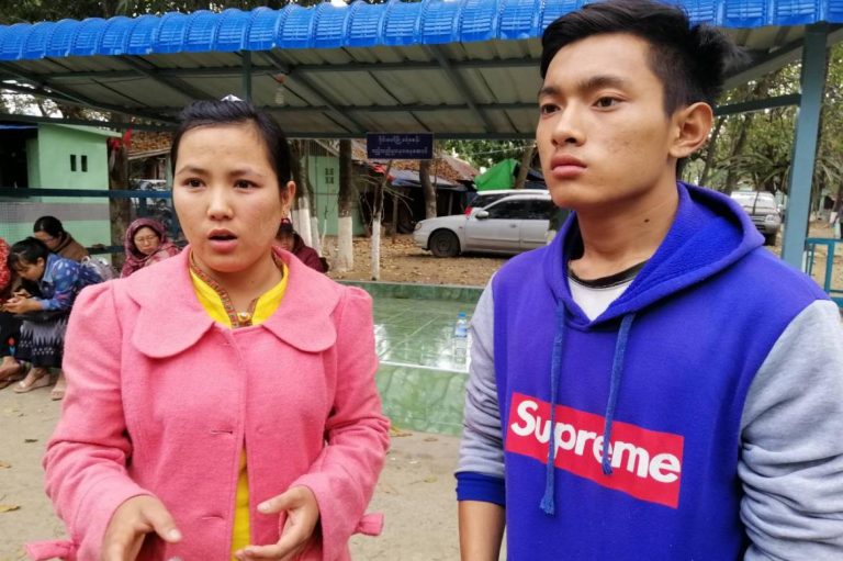 two-kachin-journalists-sue-company-for-detention-assault-over-banana-plantation-story-1582203086