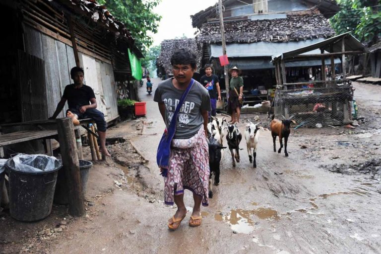 uncertain-future-for-refugees-in-thai-camps-1582189909