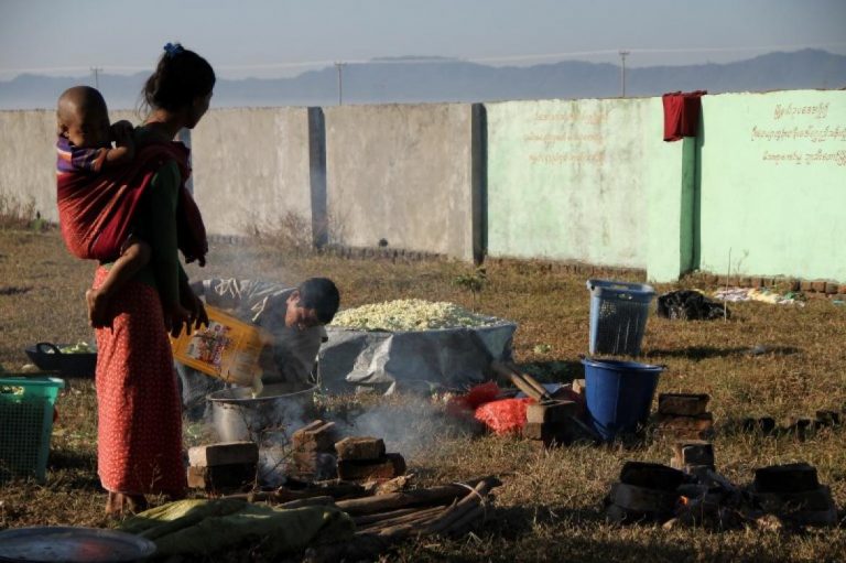 we-just-ran-myanmar-displaced-cower-in-pagoda-as-new-rakhine-conflict-flares-1582203706