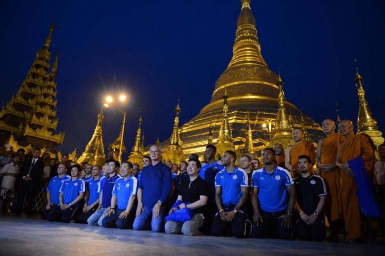 yangon-football-fans-get-fleeting-glimpse-of-leicester-city-1582225907